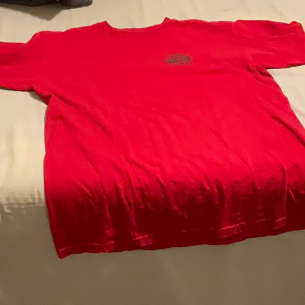 Shirt that hasn’t been worn, I bought it 2 weeks ago from the mall.